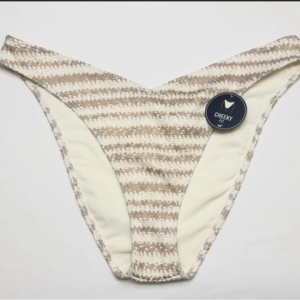 Hollister Crochet Style Cream and White Cheeky Bikini Bottoms, XL